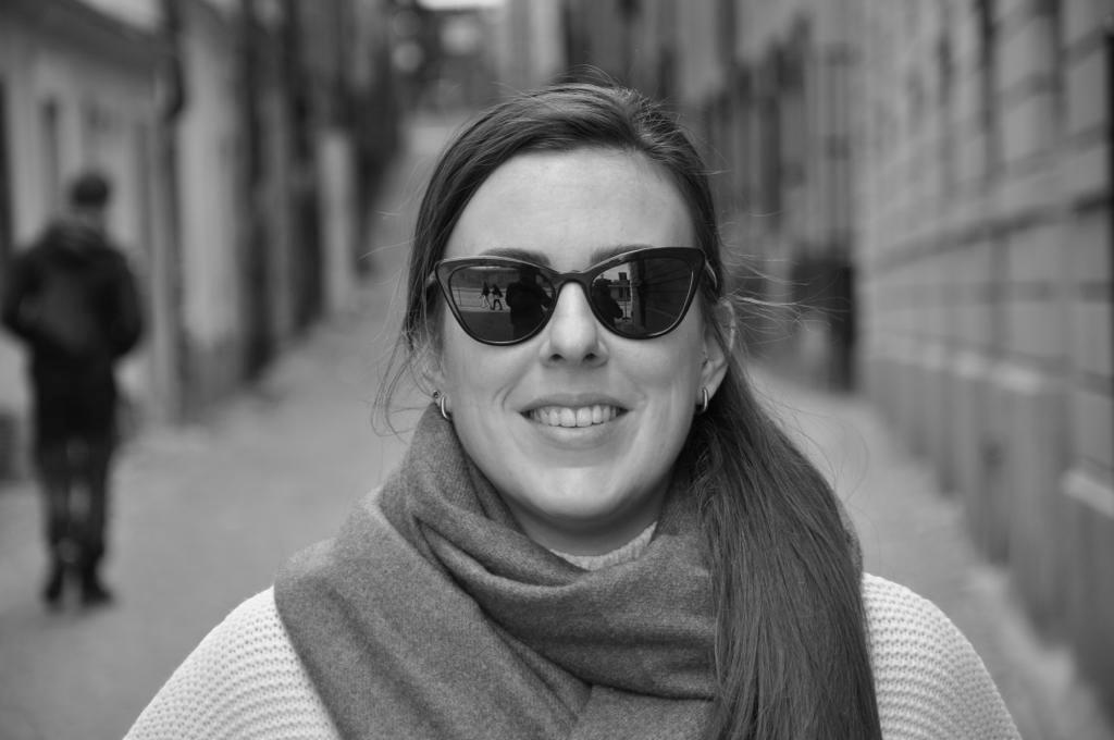 María